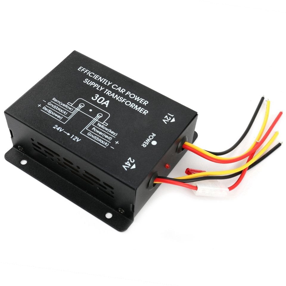 محول كهرباء من 24V إلى 12V للسيارة